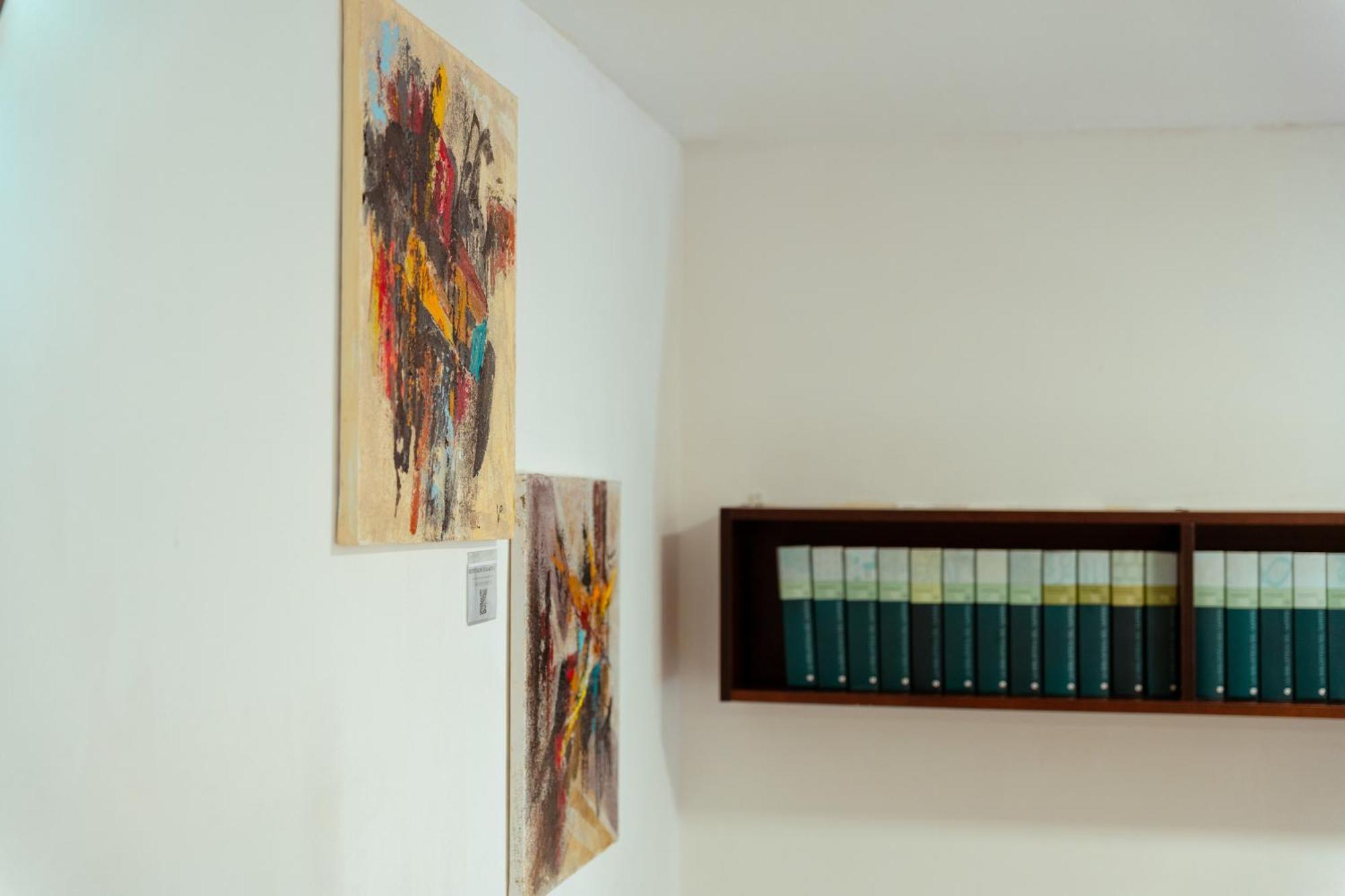 הוילה קטאניה Monserrato House מראה חיצוני תמונה